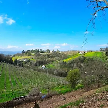 Casa vacanze Tenuta Costa Dei Platani, Casa Dei Tigli Acqui Terme