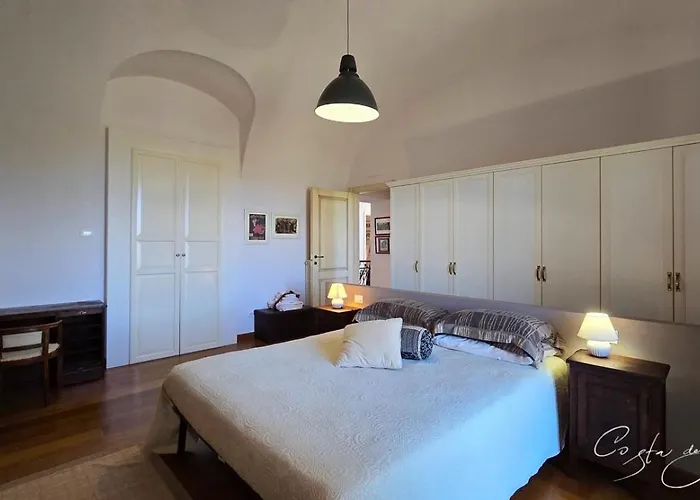 Tenuta Costa Dei Platani, Casa Dei Tigli